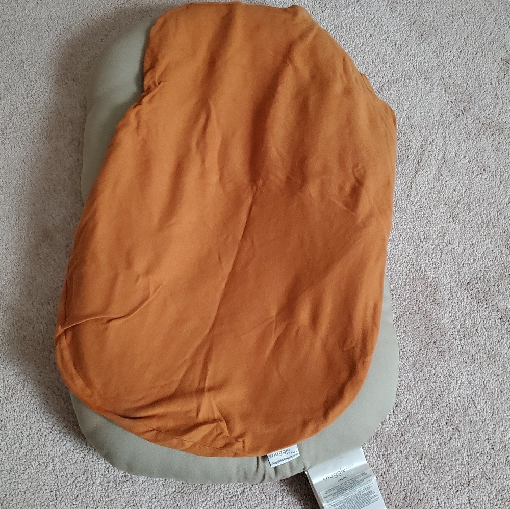 Snuggle me infant lounger cover in Ember